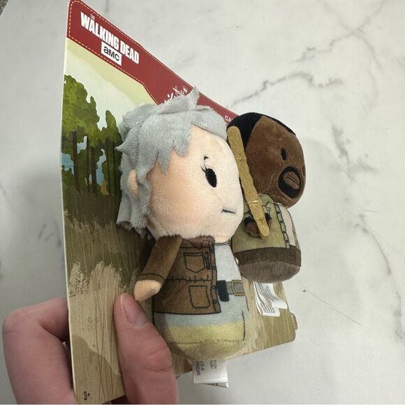 Hallmark Itty Bittys Walking Dead Carol & Morgan Plush Set NWT One Size Zombie - Picture 5 of 12